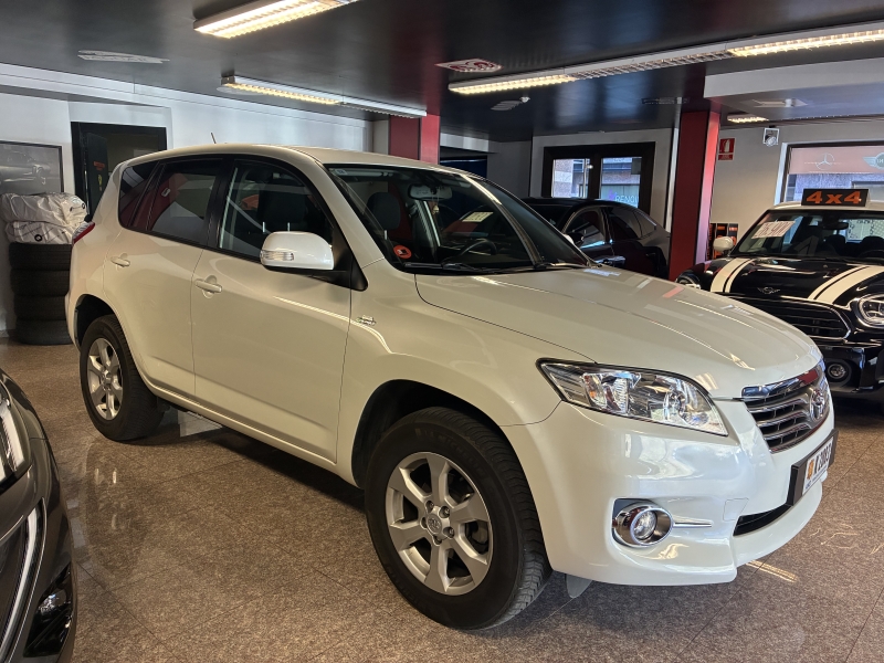 TOYOTA RAV 4 2.2 TURBO AUTOMATIC