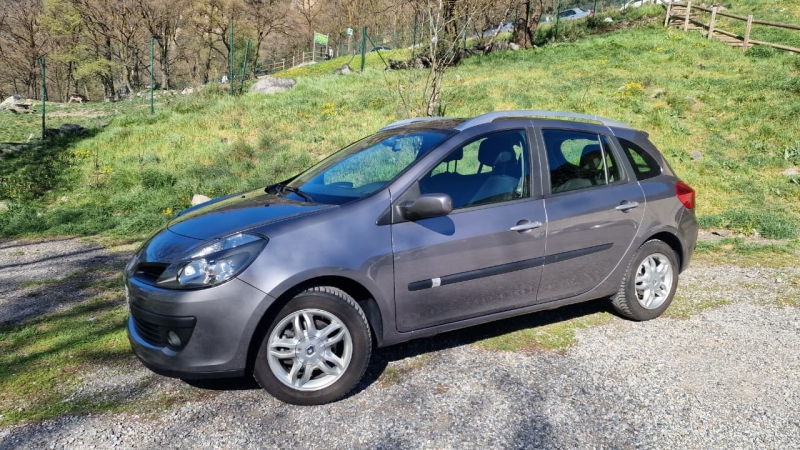RENAULT CLIO GRAND TOUR 1.5 dCi