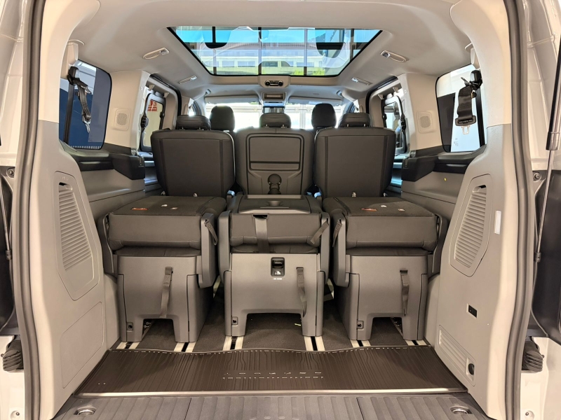 Ford Tourneo Custom Titanium X 2.0 dièsel 170CV automàtica A8 4x4 SWB