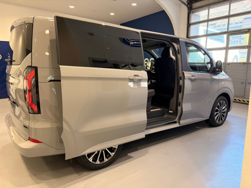Ford Tourneo Custom Titanium X 2.0 dièsel 170CV automàtica A8 4x4 SWB