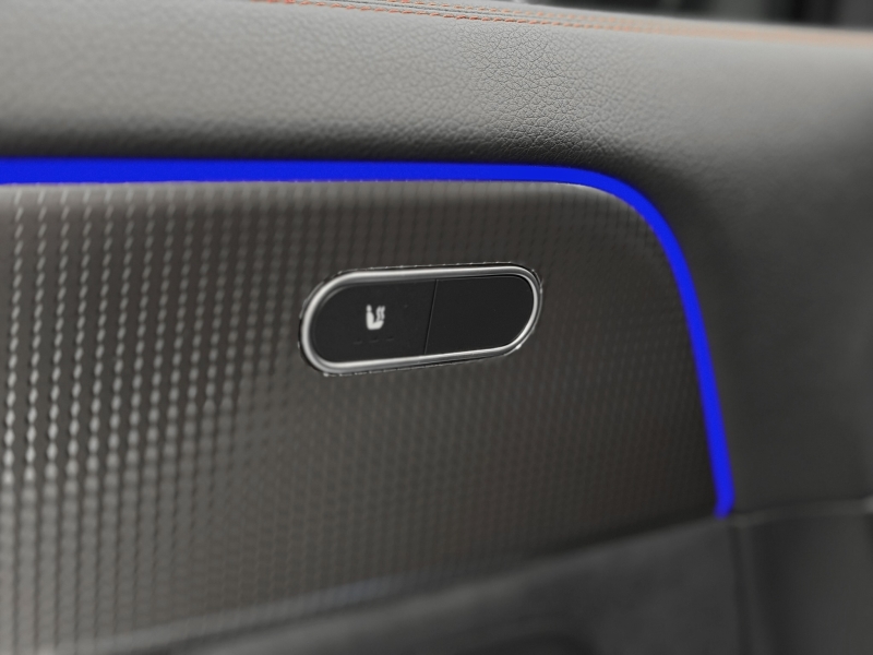 Mercedes EQA 300 4Matic 228cv