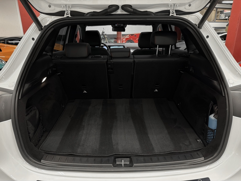 Mercedes EQA 300 4Matic 228cv