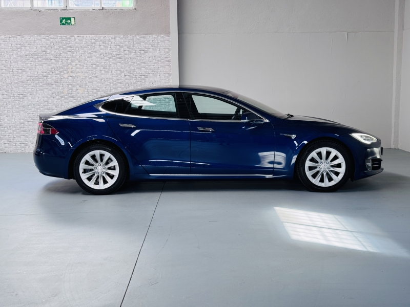 TESLA MODEL S 75D