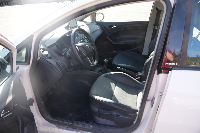 SEAT Ibiza 1.6 TDI CR iTech 5p – Matrícula AND – Cric de remolc – GPS inclòs