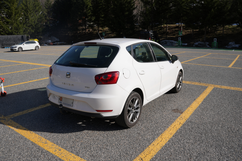 SEAT Ibiza 1.6 TDI CR iTech 5p – Matrícula AND – Cric de remolc – GPS inclòs