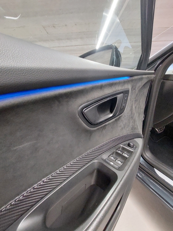 SEAT  LEON CUPRA ST 300 4 DRIVE