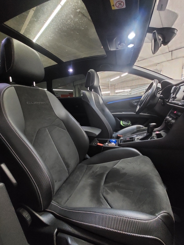 SEAT  LEON CUPRA ST 300 4 DRIVE