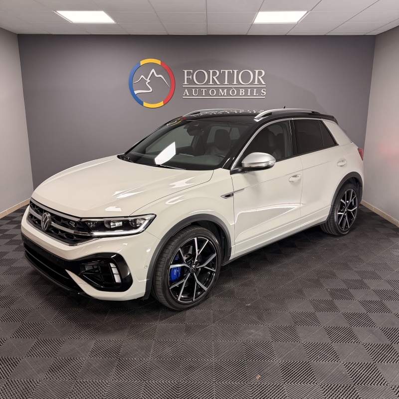 VOLKSWAGEN T-ROC R 300CV “AKRAPOVIC “