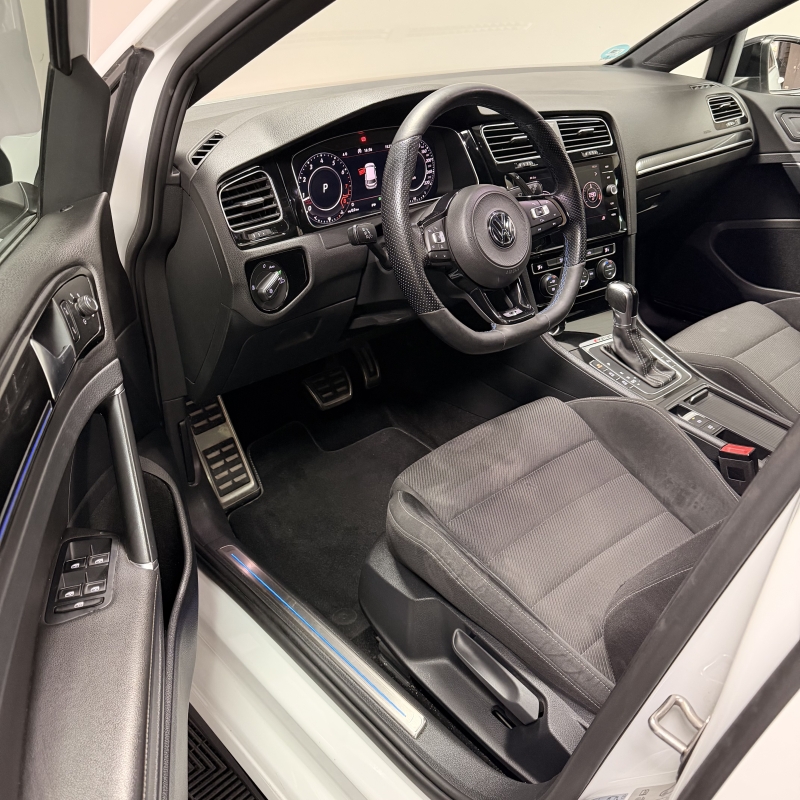 VOLKSWAGEN GOLF R 7.5 310CV