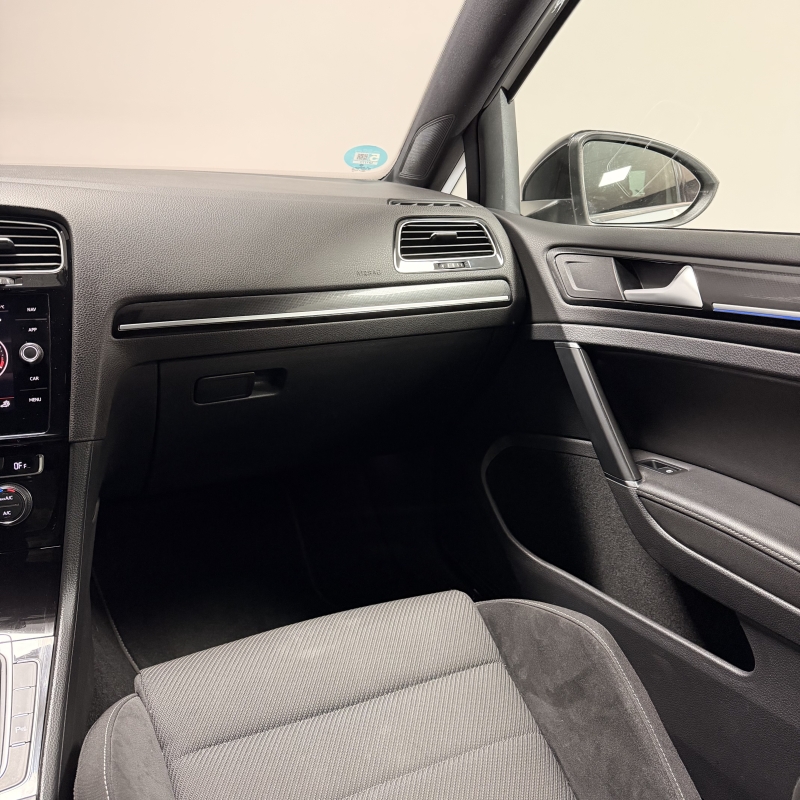 VOLKSWAGEN GOLF R 7.5 310CV