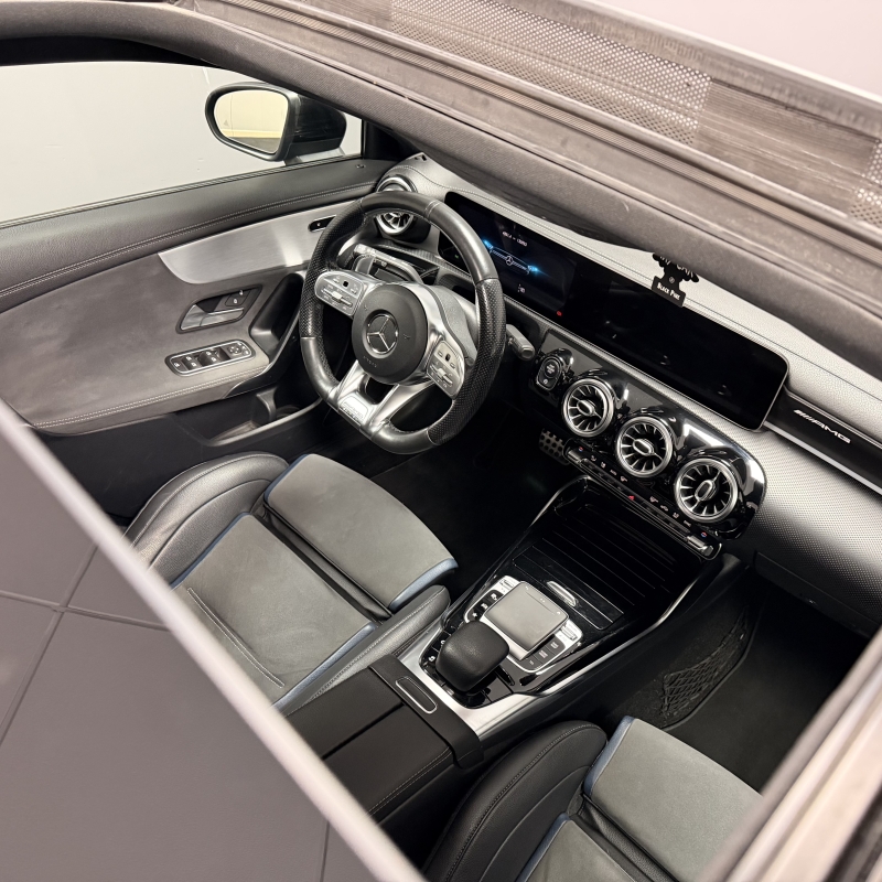 MERCEDES BENZ A35 AMG EDITION 1