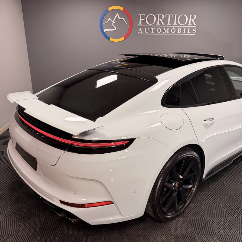 PORSCHE PANAMERA GTS 500CV