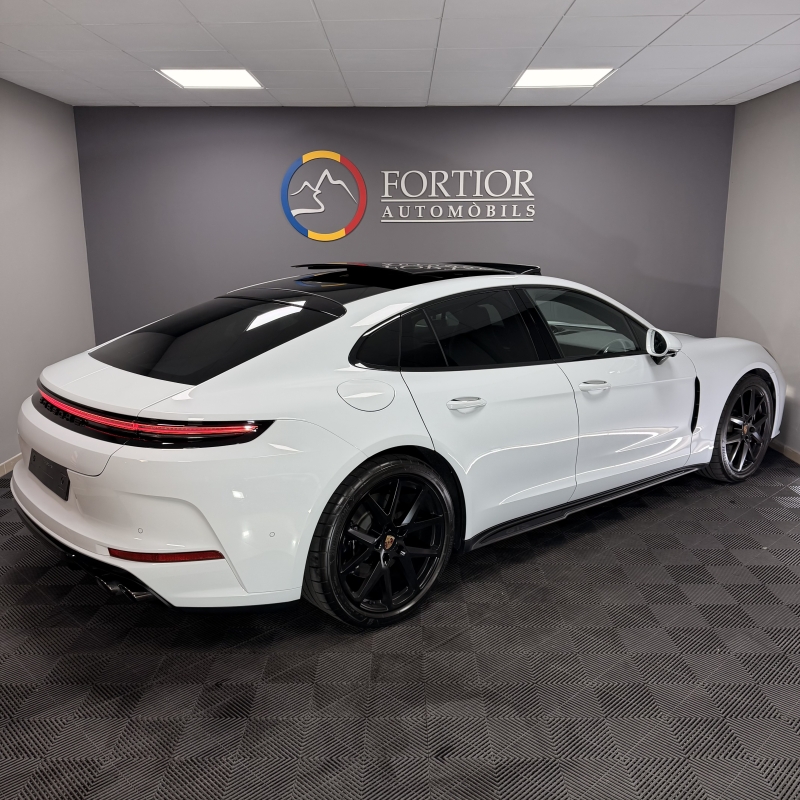 PORSCHE PANAMERA GTS 500CV