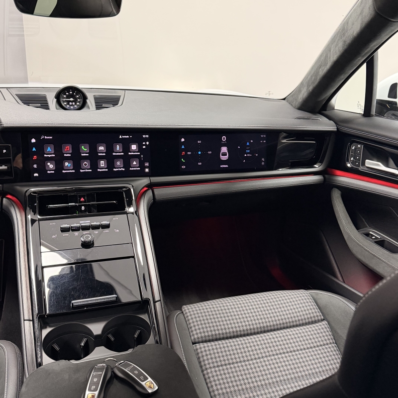 PORSCHE PANAMERA GTS 500CV