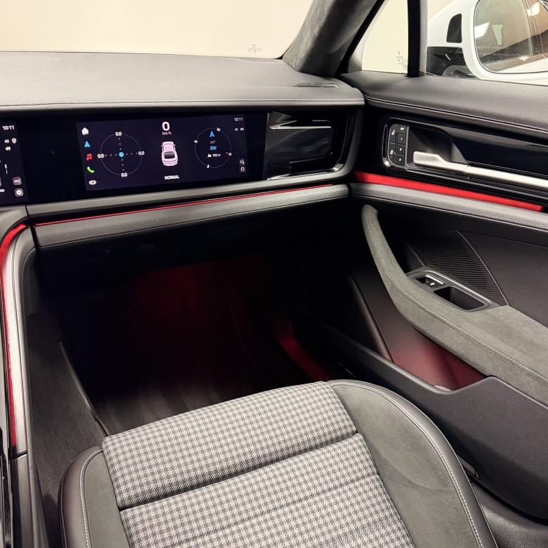 PORSCHE PANAMERA GTS 500CV