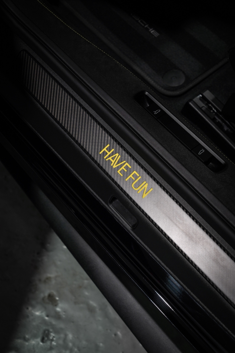 PORSCHE 911 992.2 GT3 WEISSACH 2025