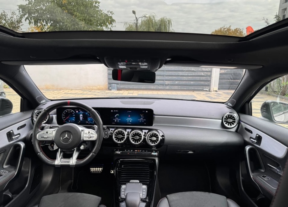 MERCEDES-BENZ A 35 AMG 306cv 