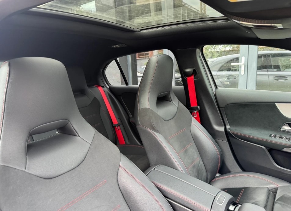 MERCEDES-BENZ A 35 AMG 306cv 