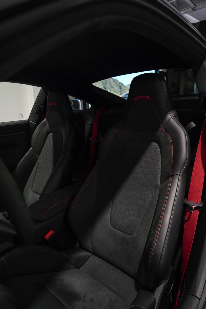 PORSCHE 911 992.2 CARRERA GTS 