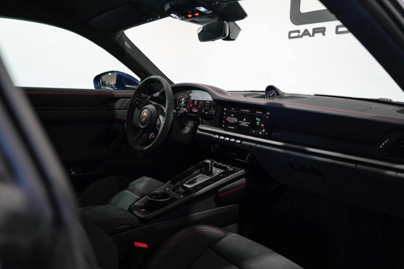 PORSCHE 911 992.2 CARRERA GTS 