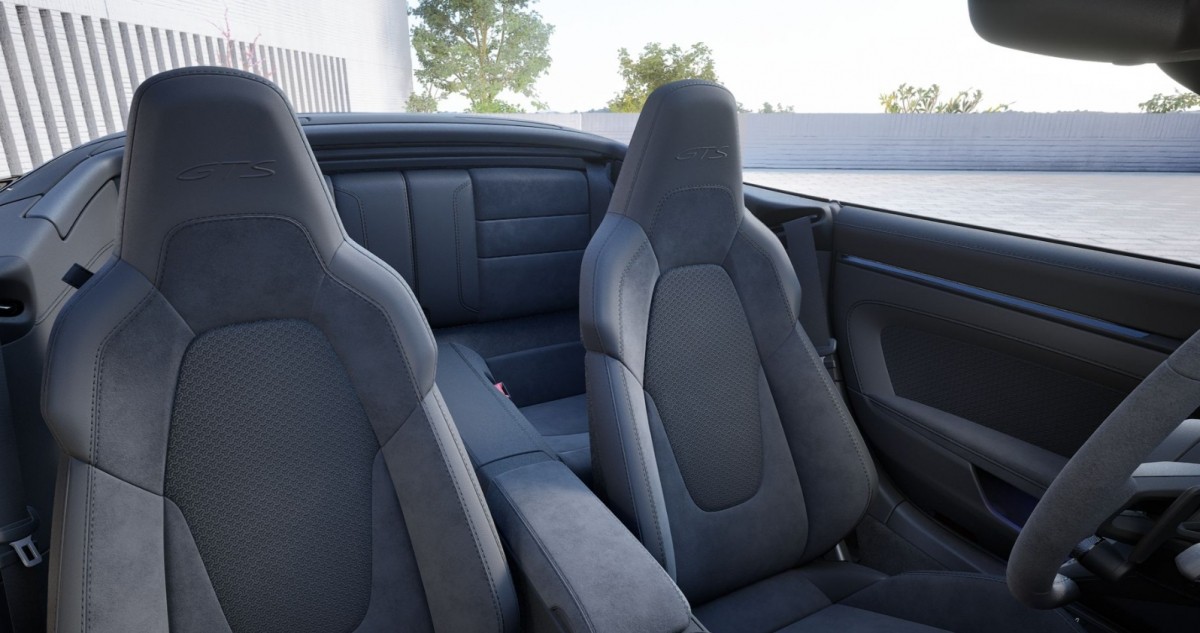 PORSCHE 911 CARRERA 4S GTS