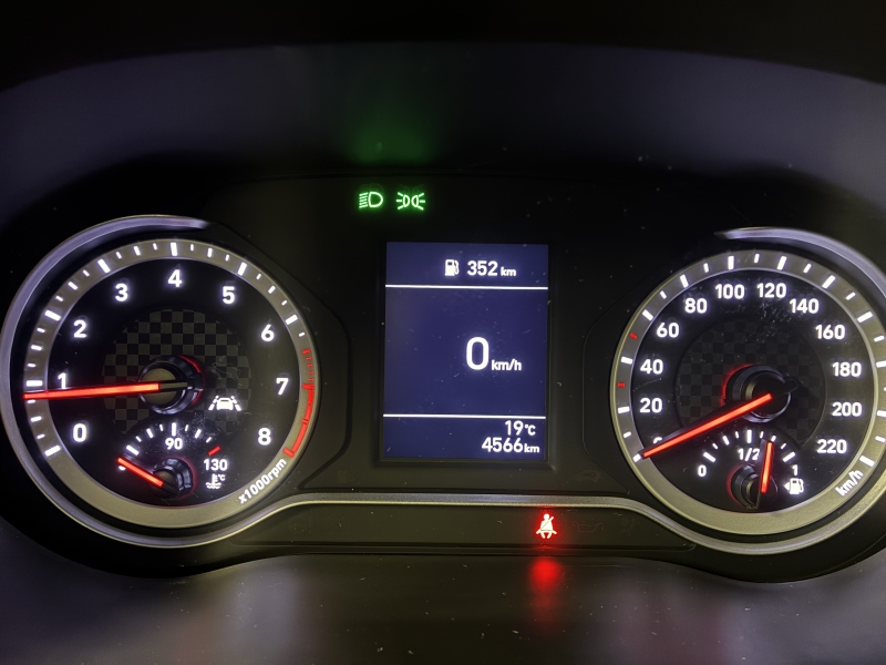 HYUNDAI I10 SPORT MANUAL