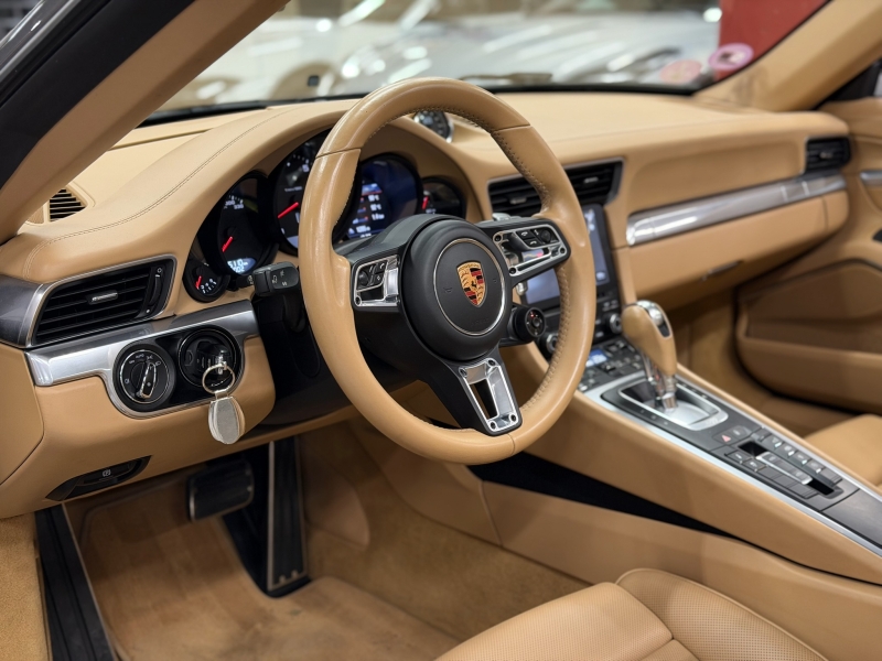 Porsche 911 991.2 Carrera 4 370cv