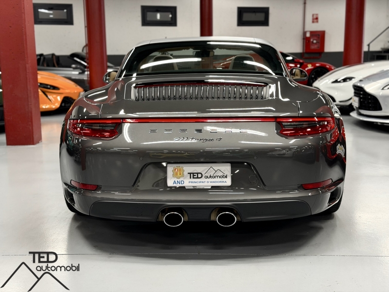 Porsche 911 991.2 Carrera 4 370cv