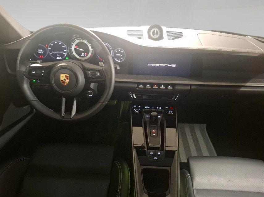 PORSCHE 911 CARRERA 4S 