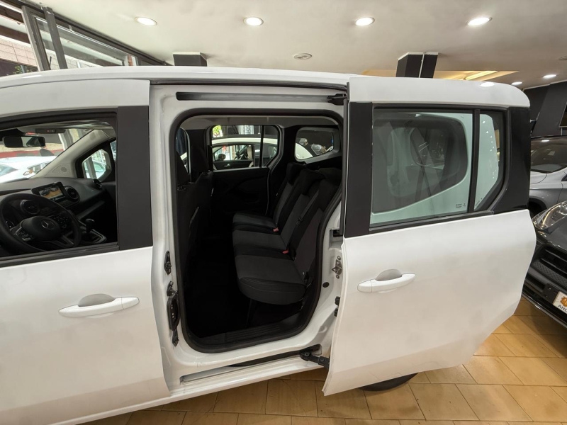 MERCEDES BENZ CITAN 110 CDI TOURER