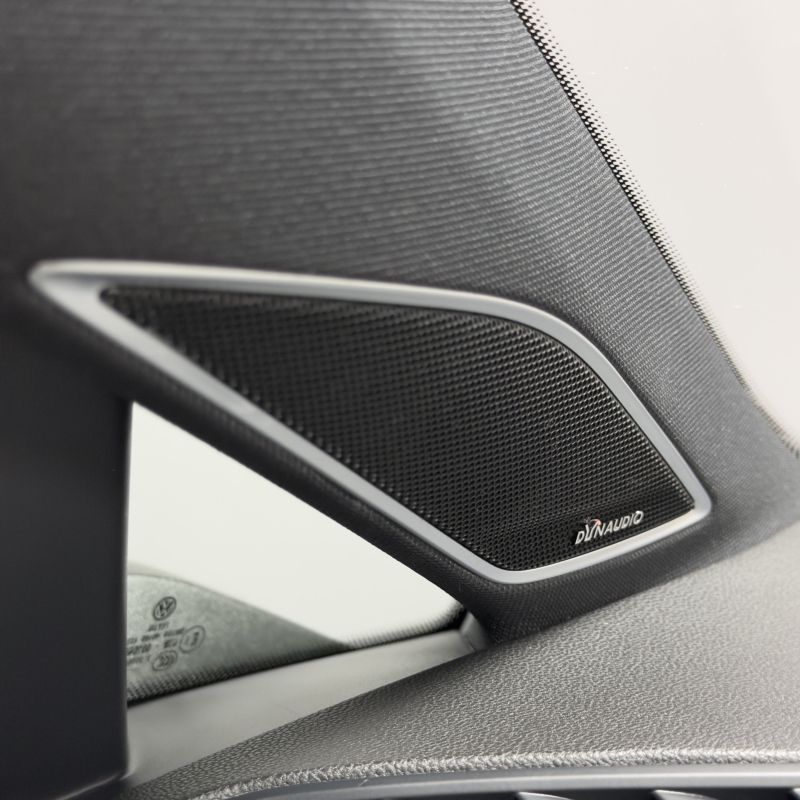 VOLKSWAGEN GOLF R UNLIMITED EDITION 23/50 310CV