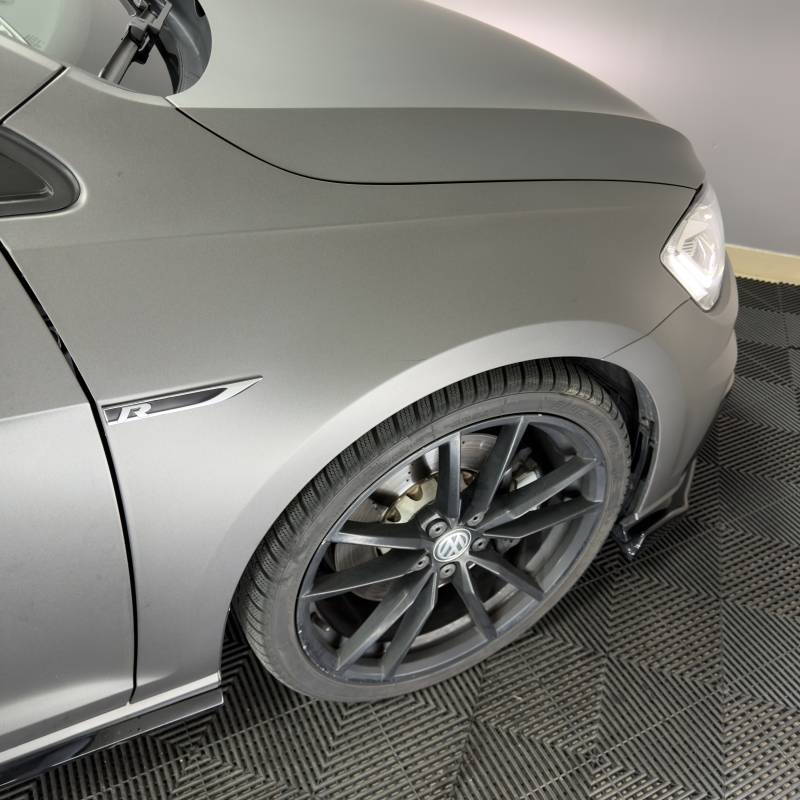 VOLKSWAGEN GOLF R UNLIMITED EDITION 23/50 310CV