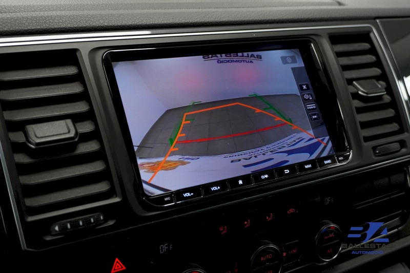 VOLKSWAGEN MULTIVAN 2.0 TDI 150 CV DSG  