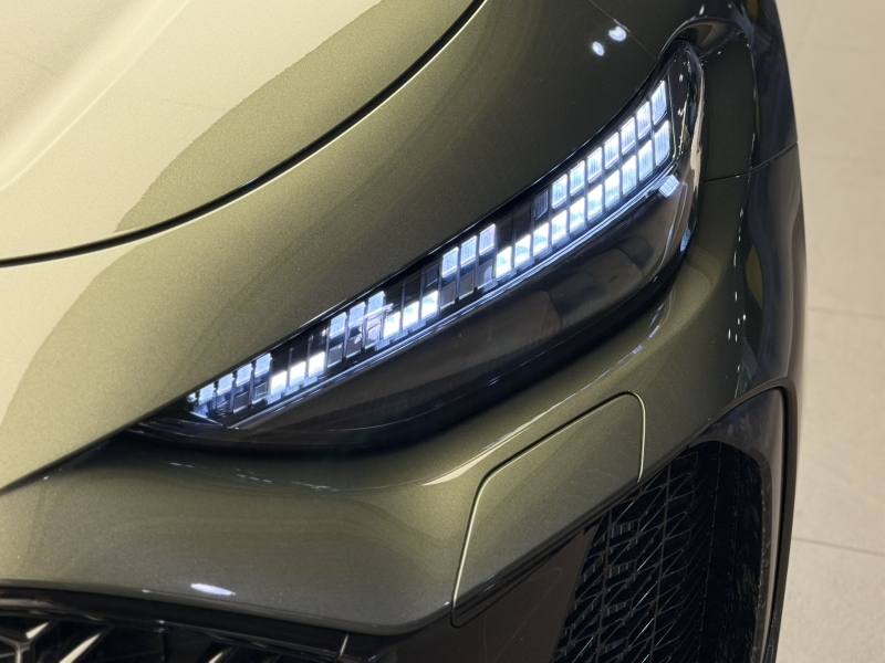 AUDI RS5 AVANT LAUNCH EDITION 