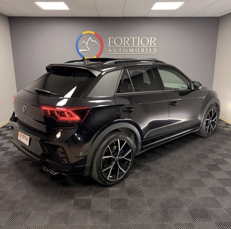 VOLKSWAGEN T-ROC R “Black Edition” 300CV