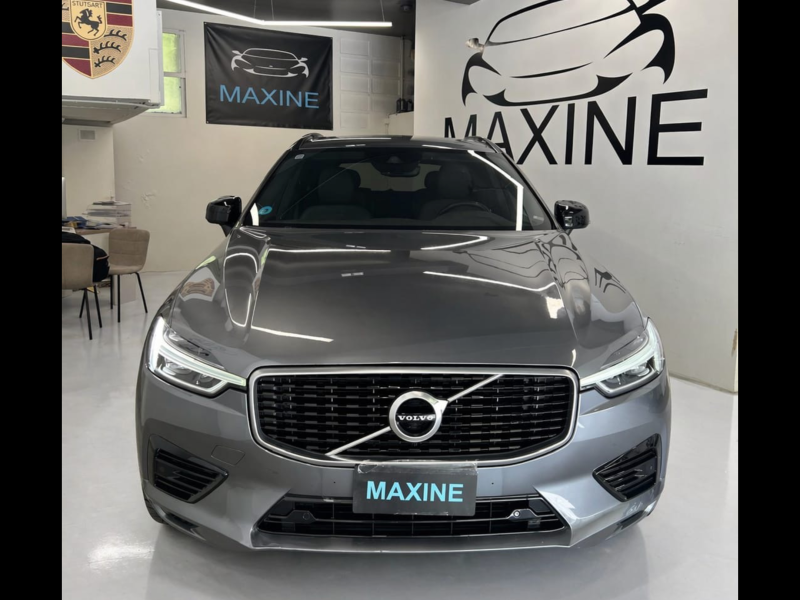 VOLVO XC60 T8 R-line