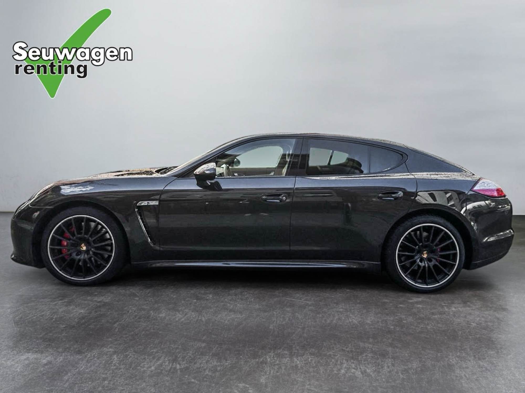 Porsche Panamera GTS 