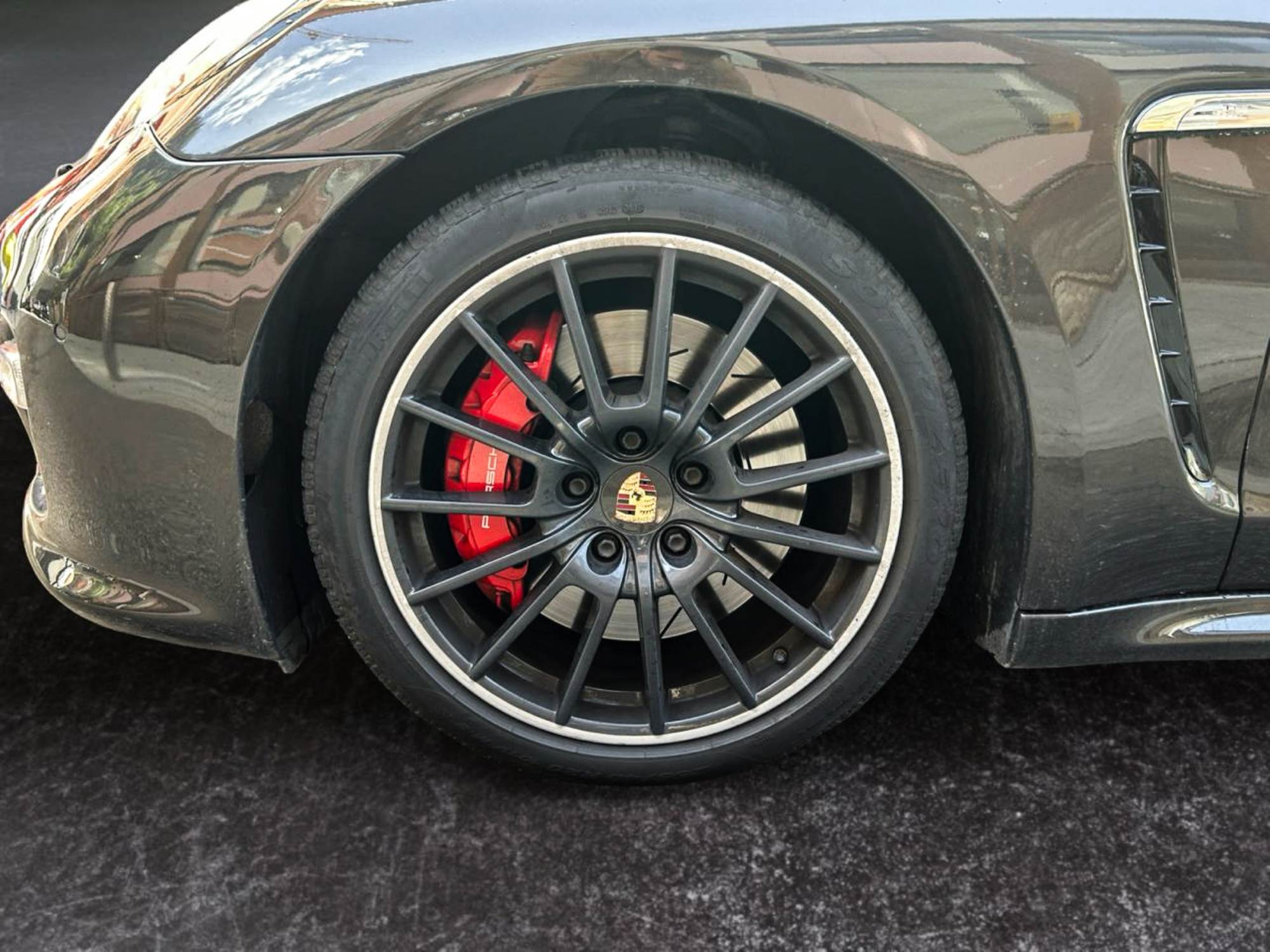 Porsche Panamera GTS 