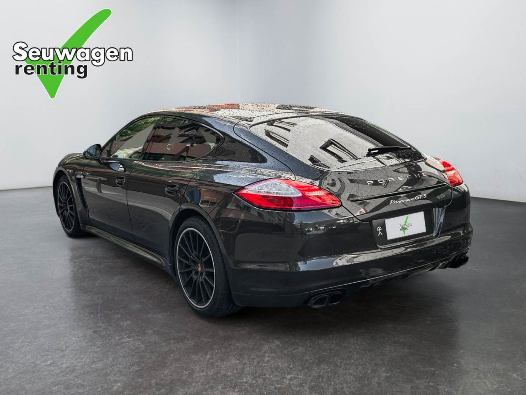 Porsche Panamera GTS 