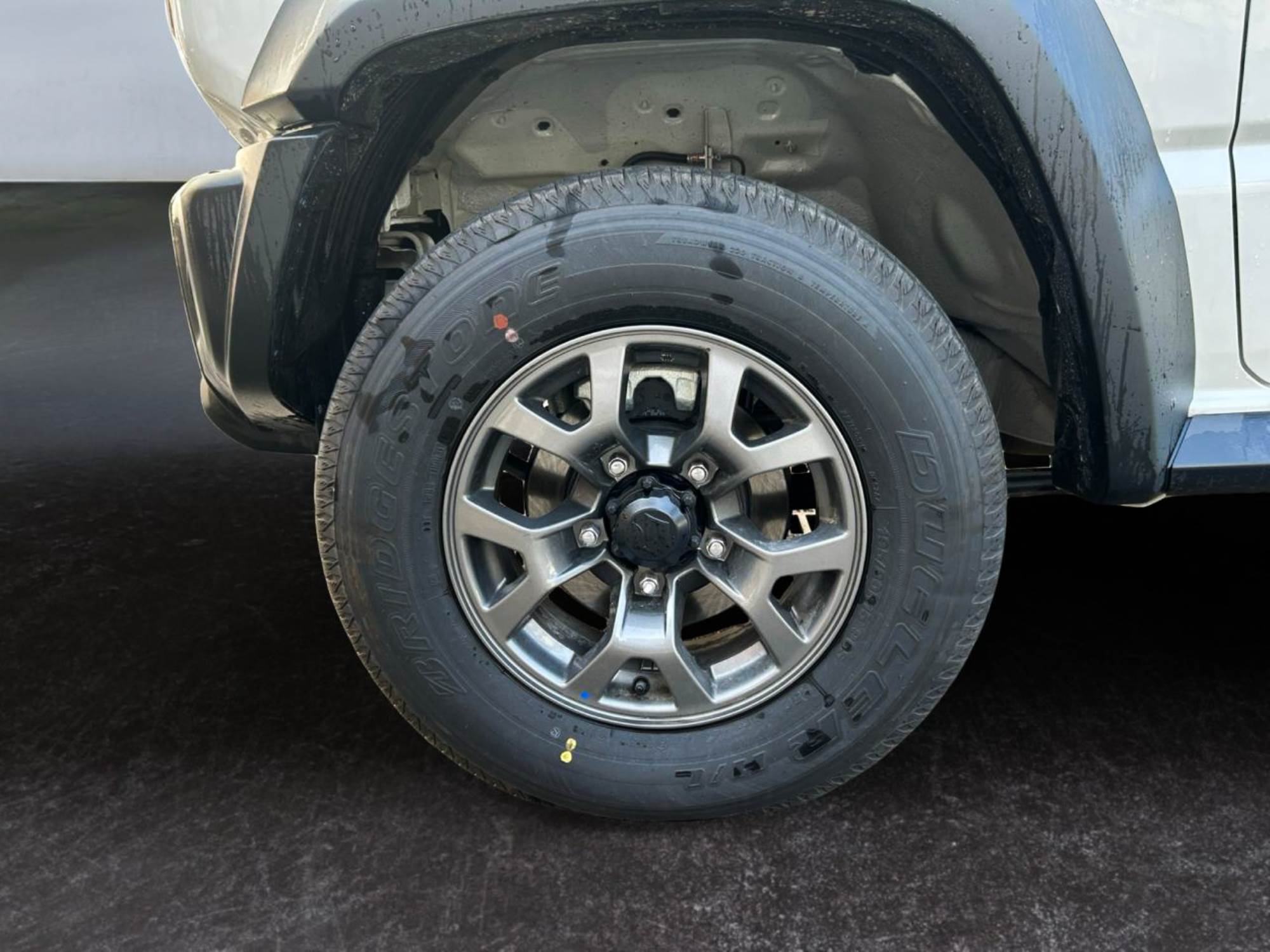 Suzuki Jimny GLX AlllGrip