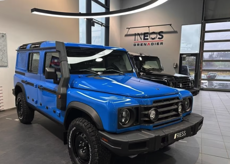 INEOS GRENADIER TRIALMASTER PORSCHE SHARK BLUE 