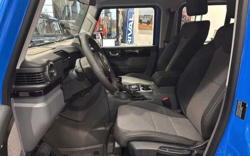 INEOS GRENADIER TRIALMASTER PORSCHE SHARK BLUE 