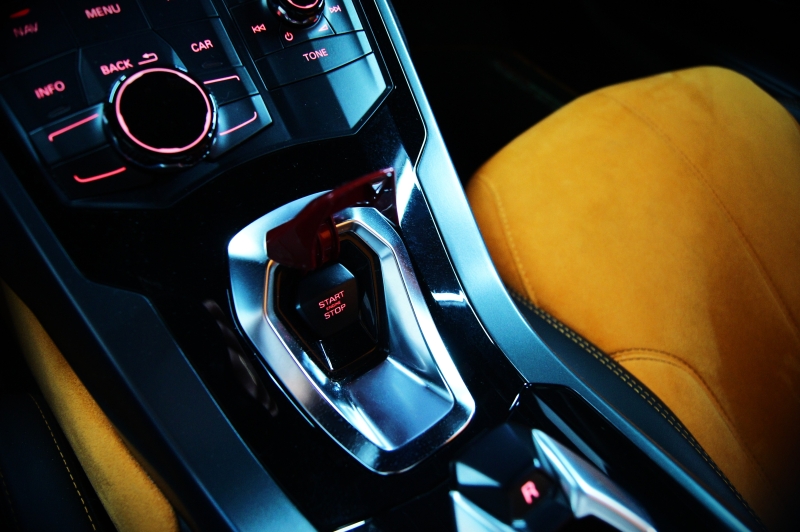 LAMBORGHINI HURACAN LP610-4 V10 610CV * FULL EQUIP *