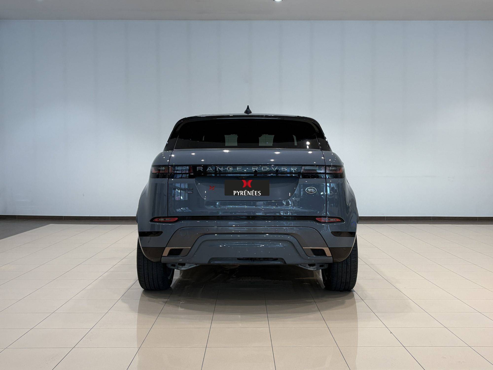 Land Rover Range Rover Evoque R-Dynamic HSE P300e