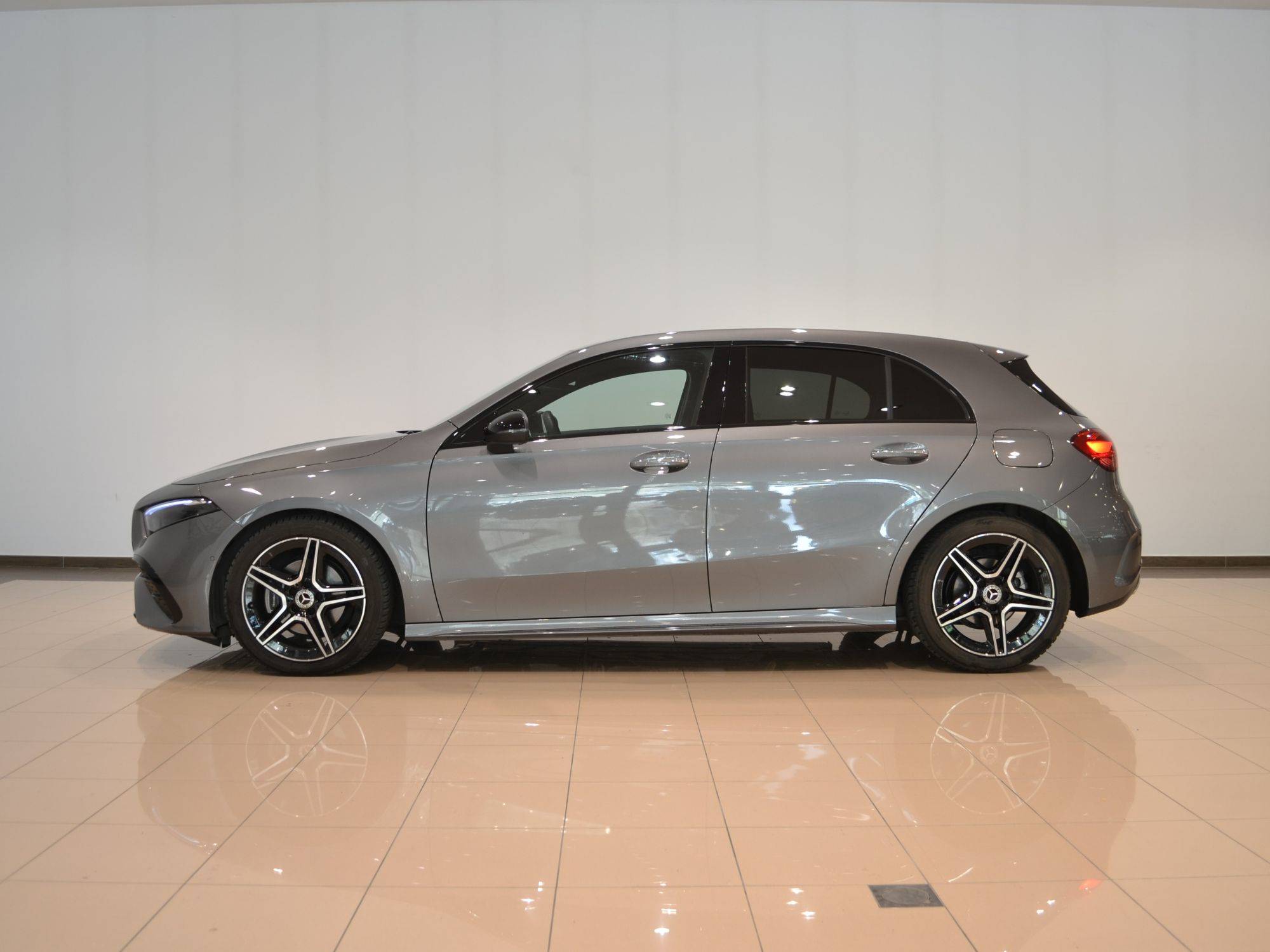 Mercedes-Benz A 200 D