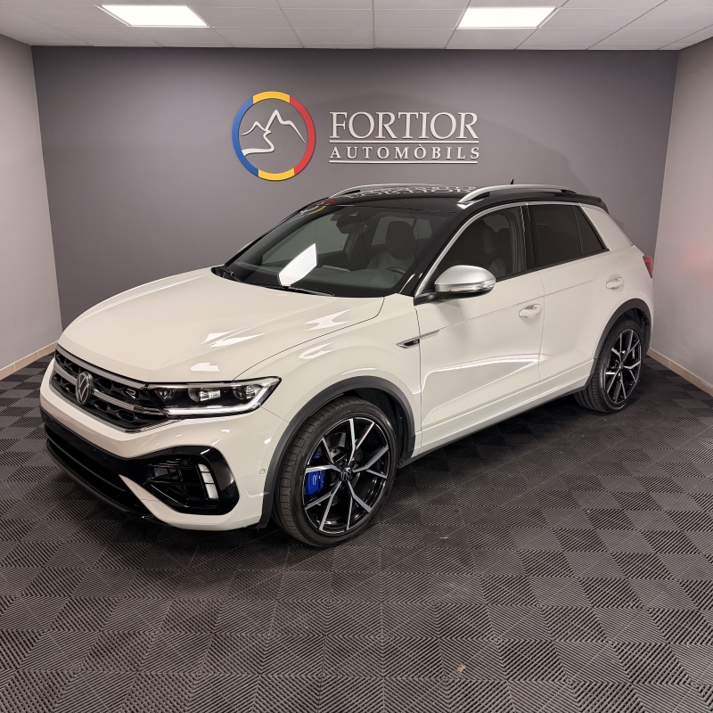 VOLKSWAGEN T-ROC R 300CV “AKRAPOVIC”