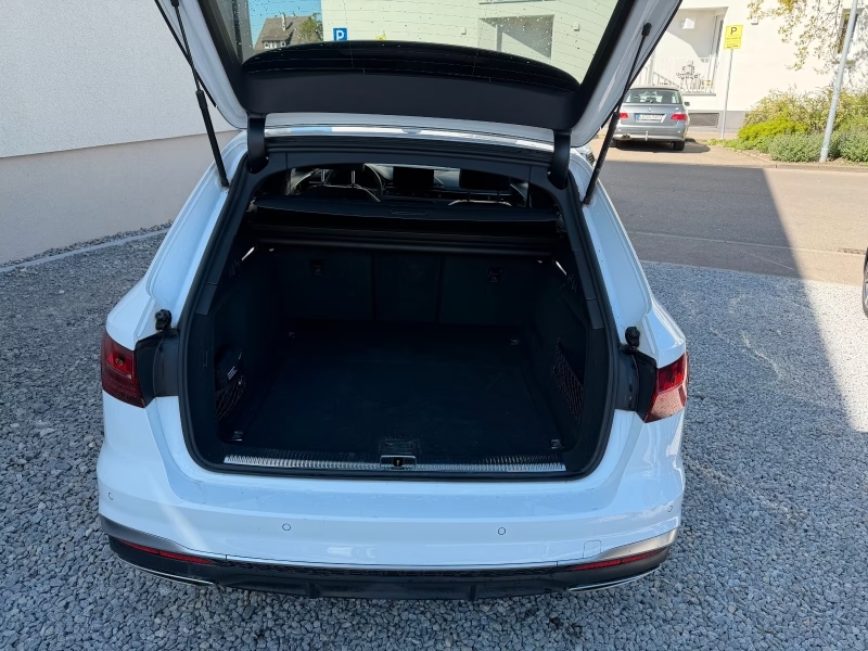 AUDI A4 40 TFSI LINE LED 