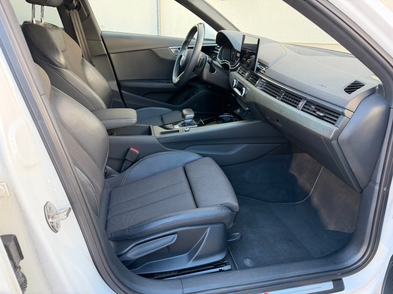 AUDI A4 40 TFSI LINE LED 