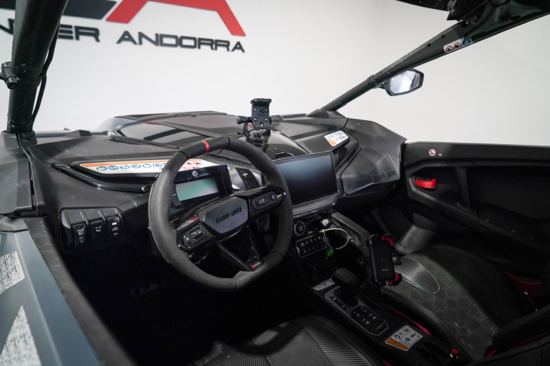 CAN AM MAVERICK R  XRS 2025 240CV
