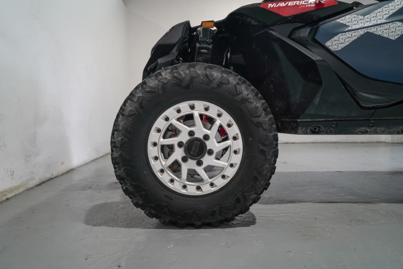 CAN AM MAVERICK R  XRS 2025 240CV
